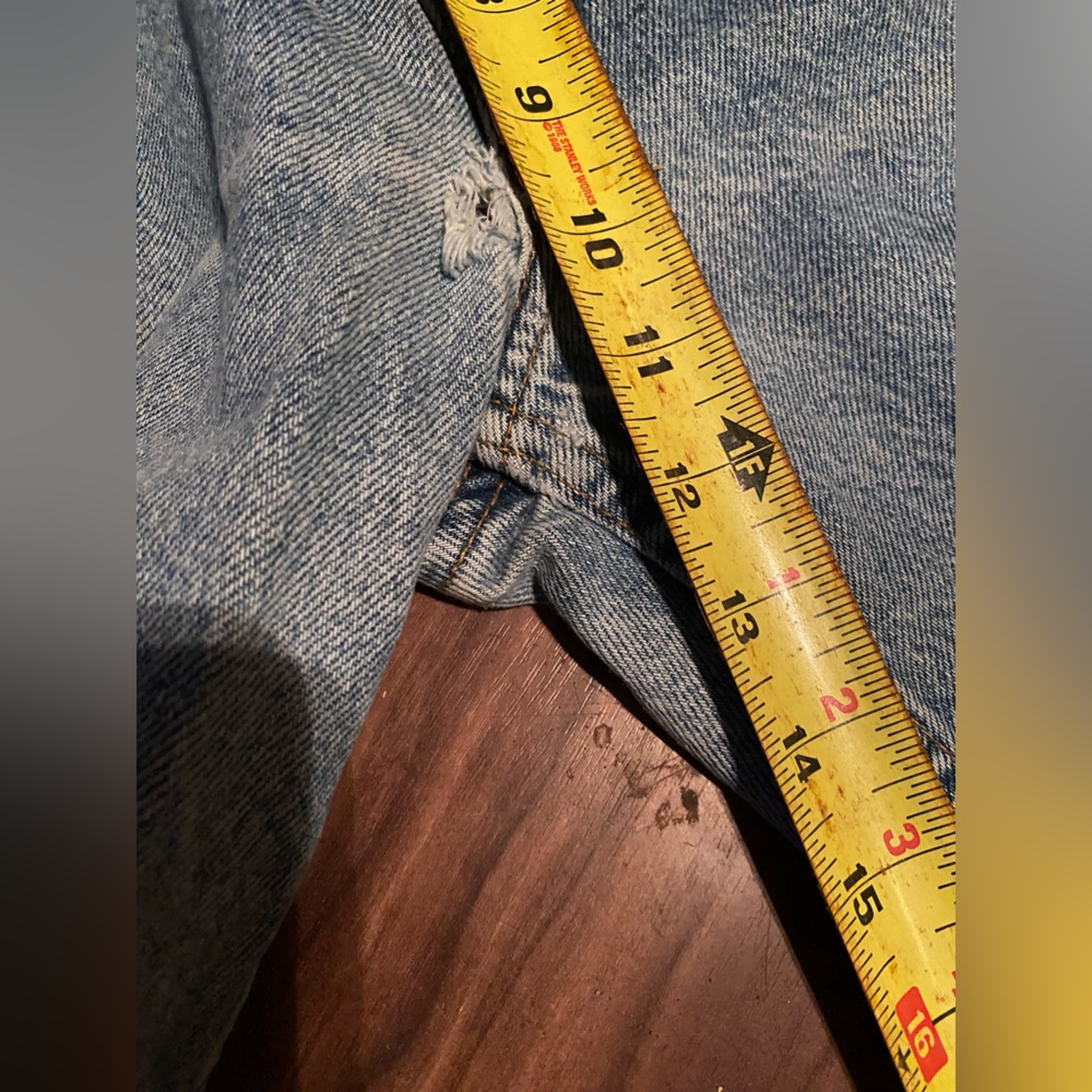 Vintage Levis Jeans Mens 34X32 Distressed Light Wash Relaxed Straight Leg Y2K - Picture 14 of 15